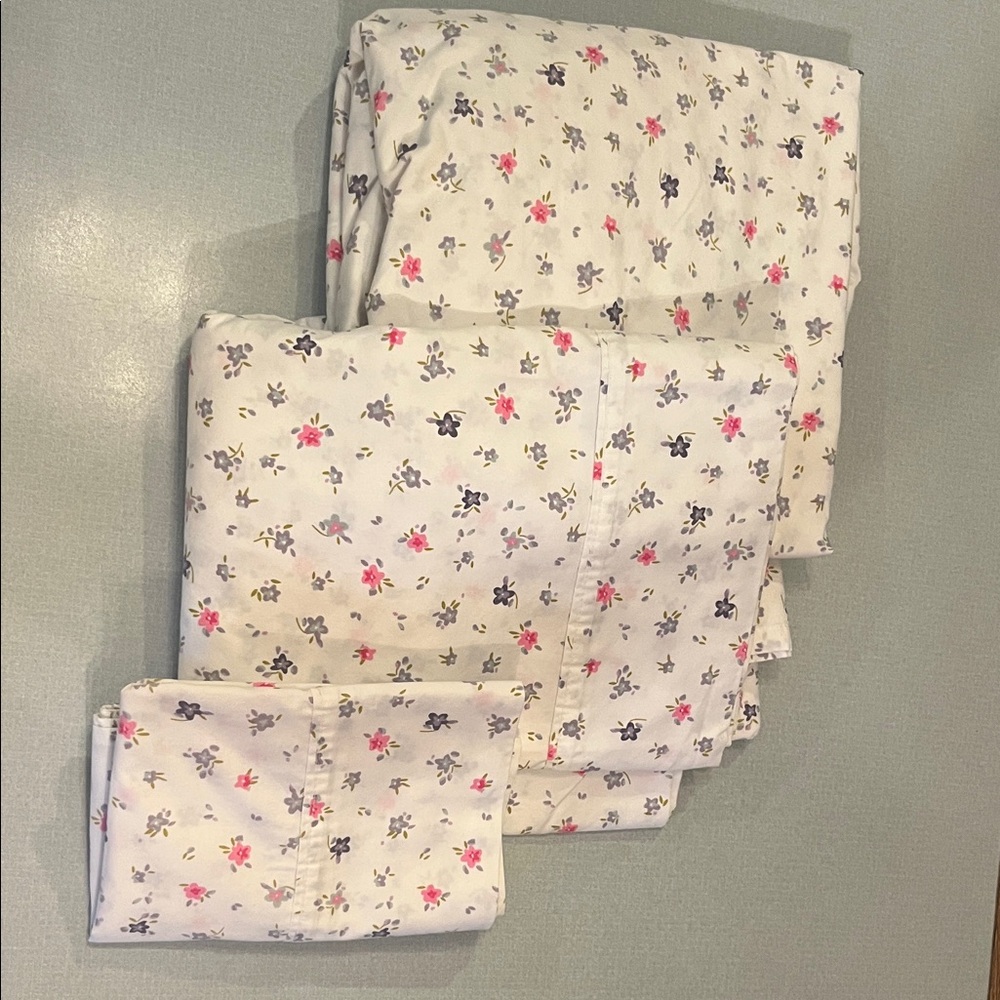 The Big One Floral Twin Sheet Set